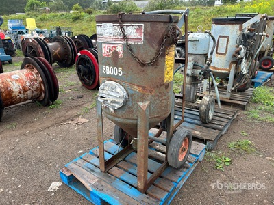 2012 Mod-U-Blast MBM6 Sandblast Pot