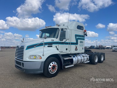 2013 Mack CXU613 6x4 Cabeza Tractora Cabina Dormitorio