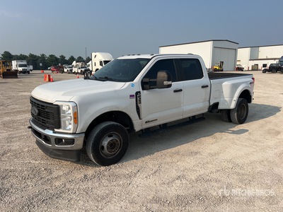 2023 Ford F-350 XL 4x4 Crew Cab Pick Up