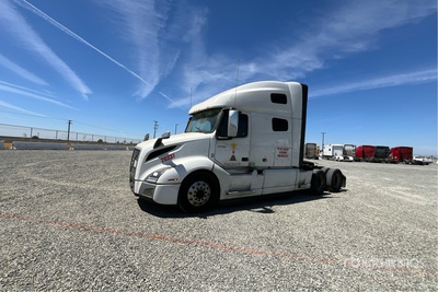 2024 Volvo VNL 6x4 Tracteur Routier Couchette