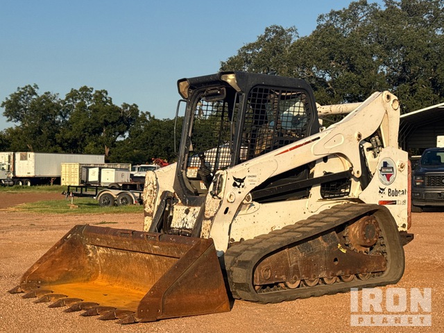 MINI CARGADOR SOBRE ORUGAS 2014 BOBCAT T750