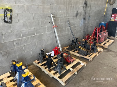 Quantity of Jack Stands Divers - Magasin, entrepôt, consommateur