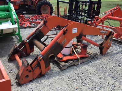Kubota LA1353 Front Loader Attachment
