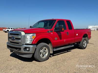 2012 Ford F-350 XLT 4x4 Extended Cab Pickup