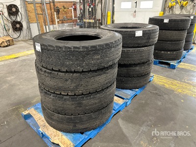Quantity of (8) Michelin XDN2 11R22.5 Tires