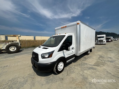 2015 Ford Transit 350 4x2 Furgoneta caja cerrada