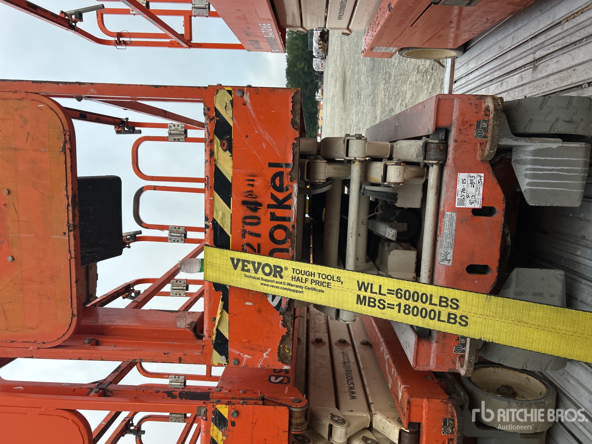 2016 Snorkel S3219E Scissor Lift