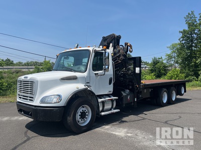 2005 Hiab 300-6 26400 lb Knuckle Boom on 2005 Freightliner M2-112 8x4 ブームトレーラー