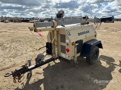 2012 Doosan LS-60HZ-T4F 6 kW Light Tower