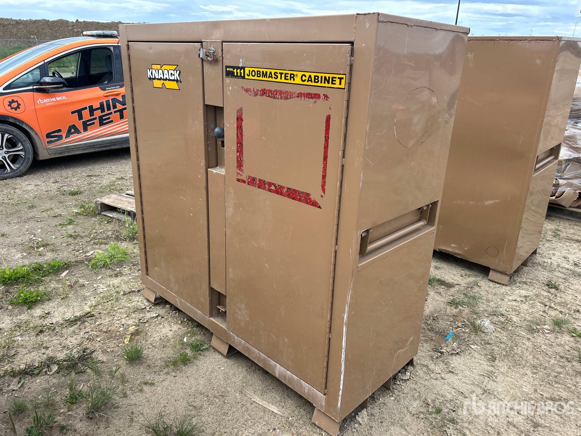 Knaack 111 2 Door Upright Storage Cabinet