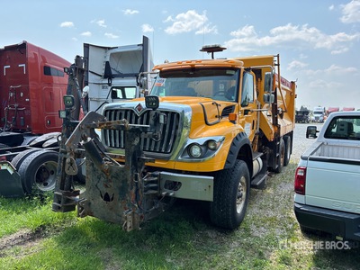 2017 International 7600 6x4 Sneeuwschuiver