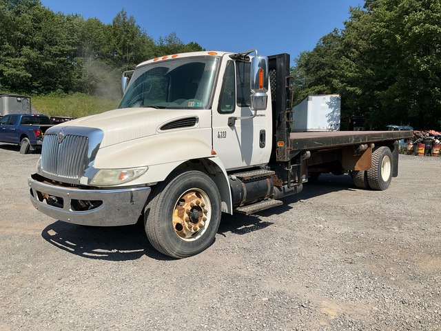 2007 International 4300 4x2 Flatbed Dump Truck