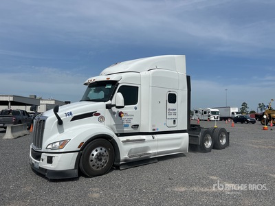 2022 Peterbilt 579 6x4 Sleeper Truck Tractor