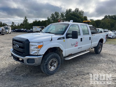 2015 Ford F-250 XL 4x4 Crew Cab Pickup