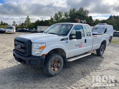 2012 Ford F-250 XL 4x4 Extended Cab Pickup