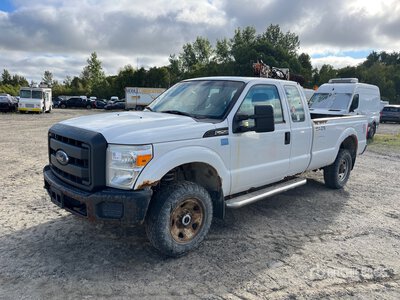 2012 Ford F-250 XL 4x4 Extended Cab Pickup