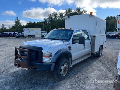 2008 Ford F-450 XL 4x4 Crew Cab Camion utilitaire (Inoperable)