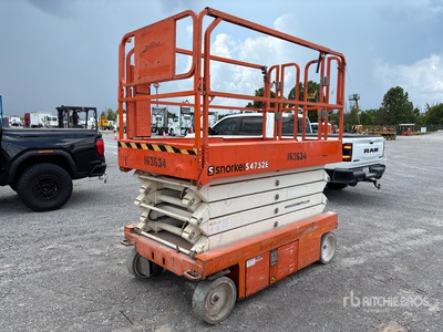 2015 Snorkel S4732E Electric Scissor Lift