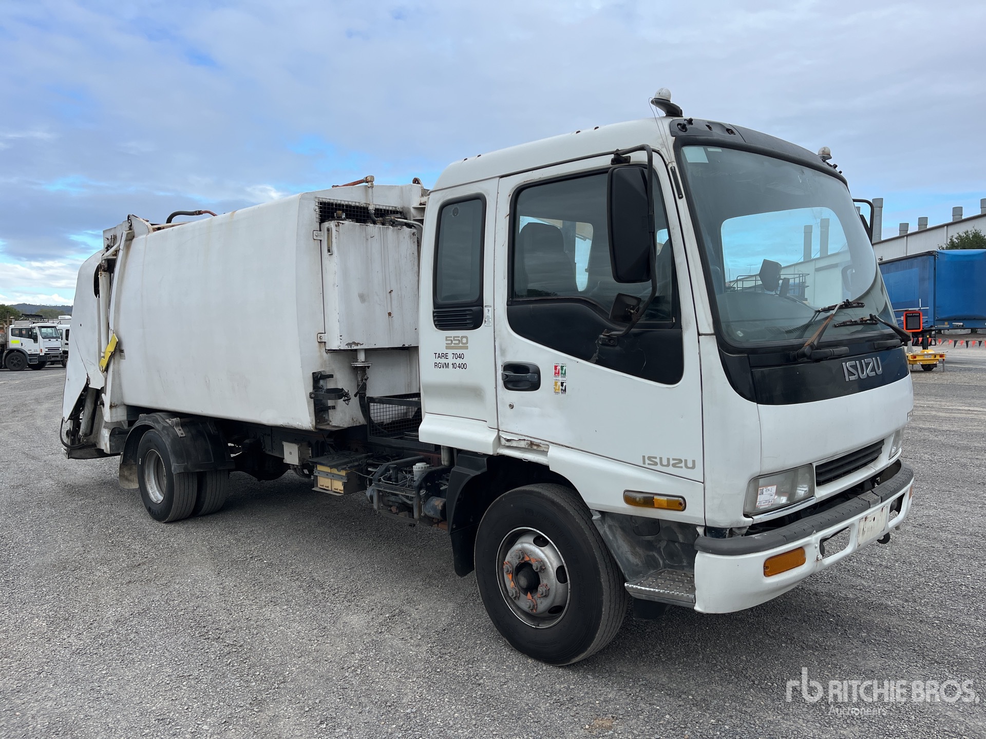 1998 Isuzu FRR550 4x2 サニテーショントラック