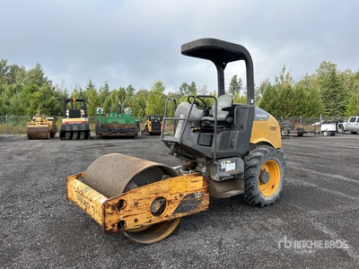 2012 Volvo SD45D Smooth Drum Compactor