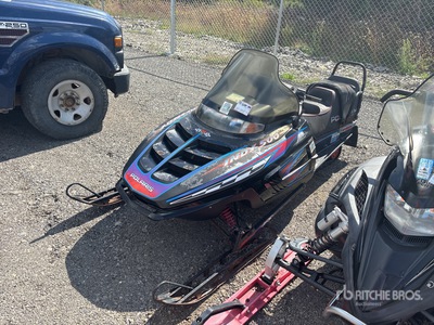 1995 Polaris Indy 500 Snowmobile