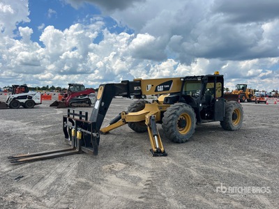 2013 Cat TL943C Chariot élévateur télescopique