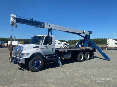 2007 Altec AC18-70R-HL 18 ton Straight Boom on 2007 International 7400 6x4 Crane Truck