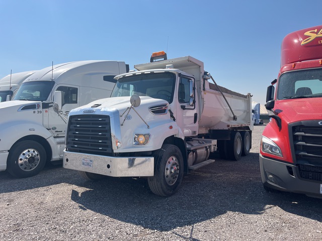 2013 Freightliner 114SD 6x4 T/A Dump Truck