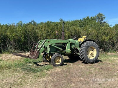 John Deere 3010 2WD Tractor Agrícola