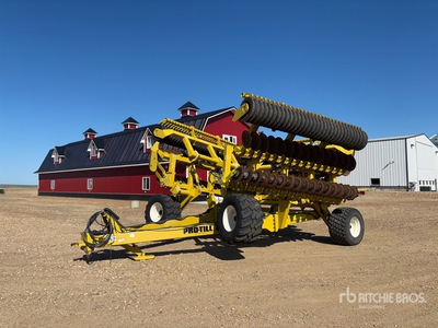 2016 Degelman Pro-Till 40 ft High-Speed Disc