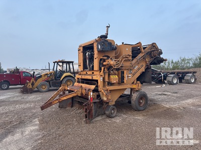 2015 Lincoln Paving 660 AXL Hydraulic Paving Elevator