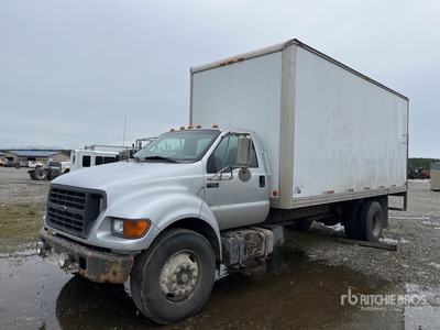 2003 Ford F-650 XL 4x2 Van Truck (Inoperable)