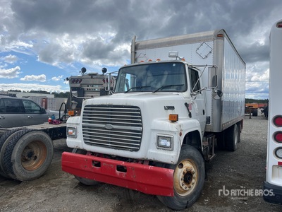 1995 Ford L7000 4x2 Van Truck (Inoperable)