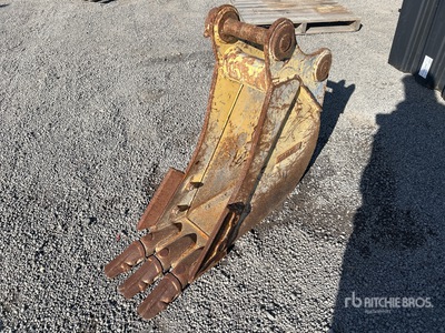 Komatsu 300 mm Q/C Digging Excavator Bucket - Fits 7 - 10 Ton