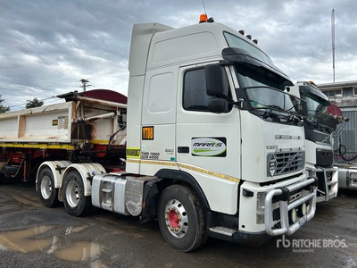 2008 Volvo FH13 6x4 トラックトラクター（T/A）