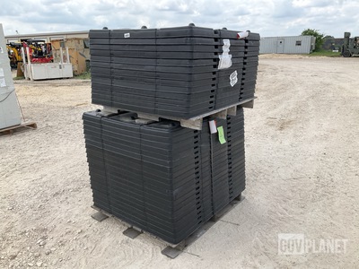 (33) Pallet Box Tops