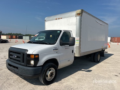 2017 Ford E350 4x2 Camion fourgon