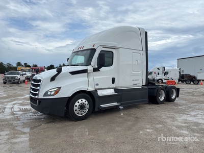 2021 Freightliner Cascadia 126 6x4 REBUILT TITLE** トラックトラクター（T/A）