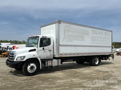 2019 Hino 268 4x2 Van Truck