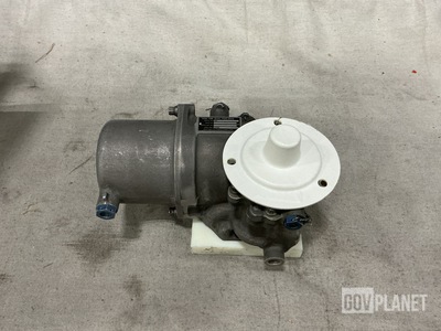 (2) Sundstrand 025277-200 Rotary Power Driven Pumps