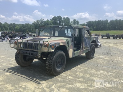 2007 AM General M1097R1 HMMWV 4 Door Soft Top w/Truck Body