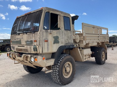 2015 BAE Systems M1078A1 LMTV 4x4 Cargo Truck