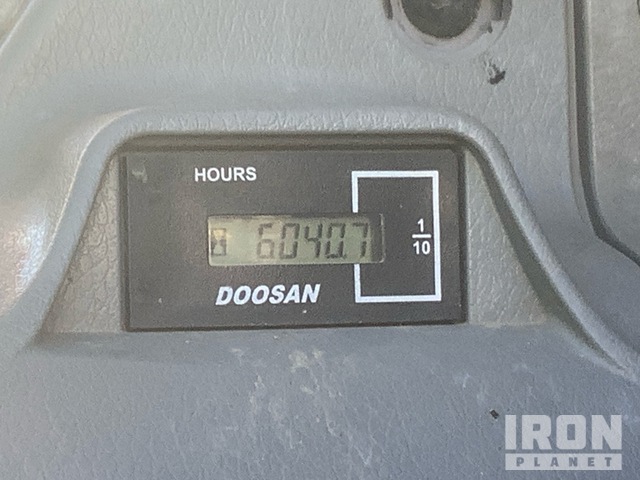 EXCAVADORA DOOSAN DX300LC5