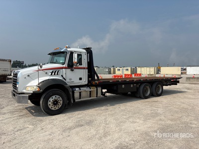 2014 Mack GU533 6x4 Afrij-vrachtwagen