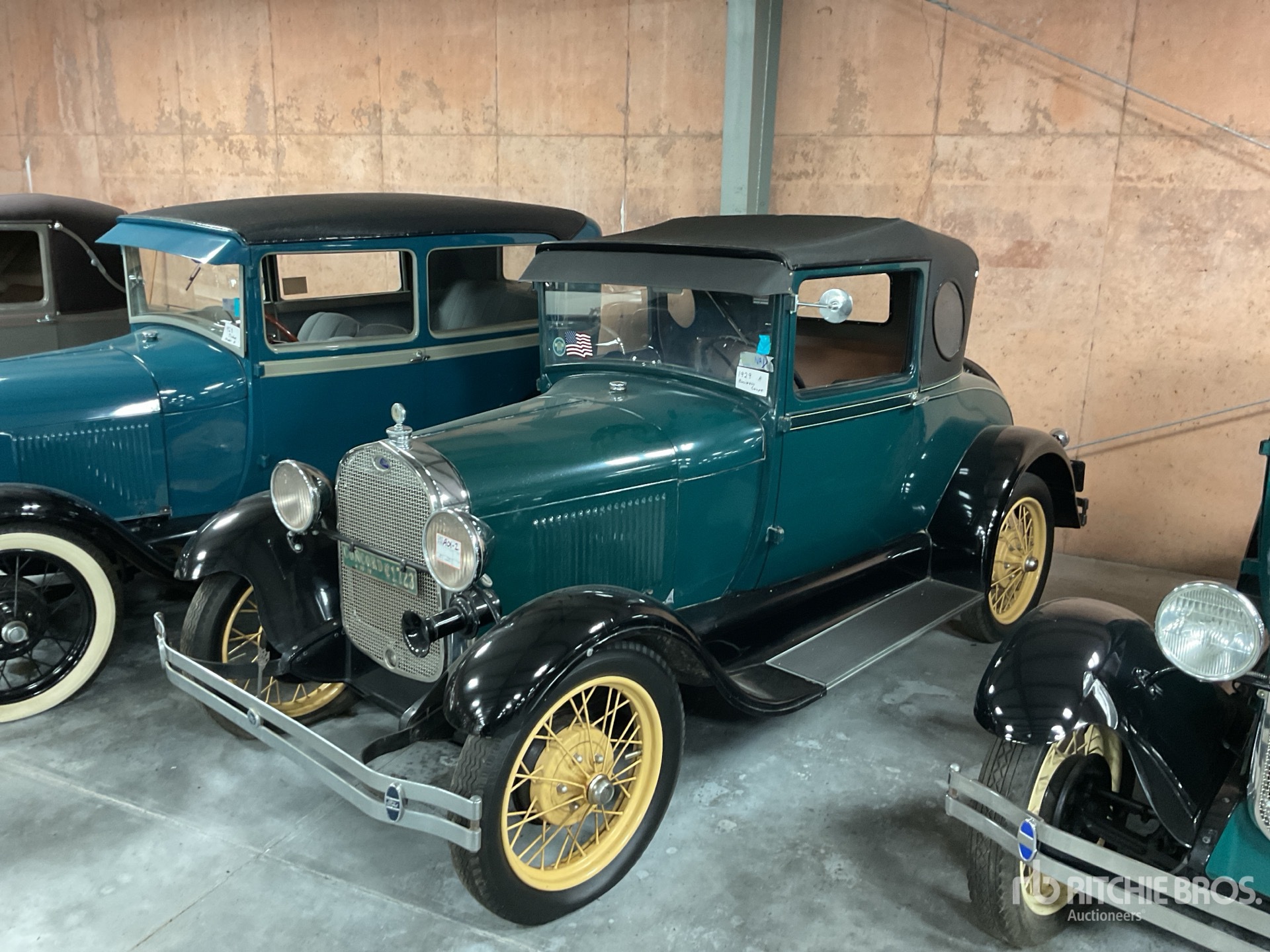1929 Ford Model T Business Coupe Classic Car