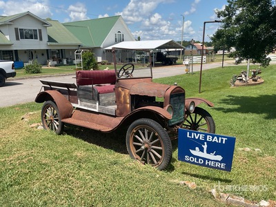 1925 Ford Model T Roadster Classic Car