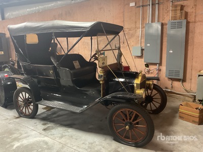 1910 Ford Model T Tourabout Classic Car