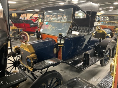 1913 Ford Model T Runabout 自動車