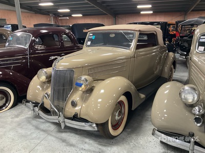 1936 Ford 68 Deluxe Roadster Voiture ancienne