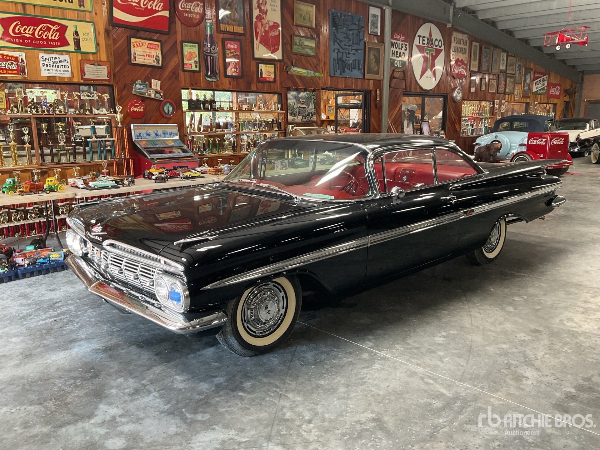 1959 Chevrolet Impala 2-door hardtop Classic Car